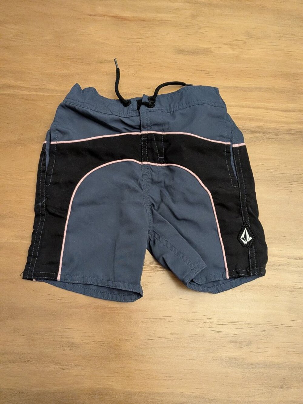 Volcom 3T Toddler Boys' Grey and Black Swimsuit Shorts Trunks
